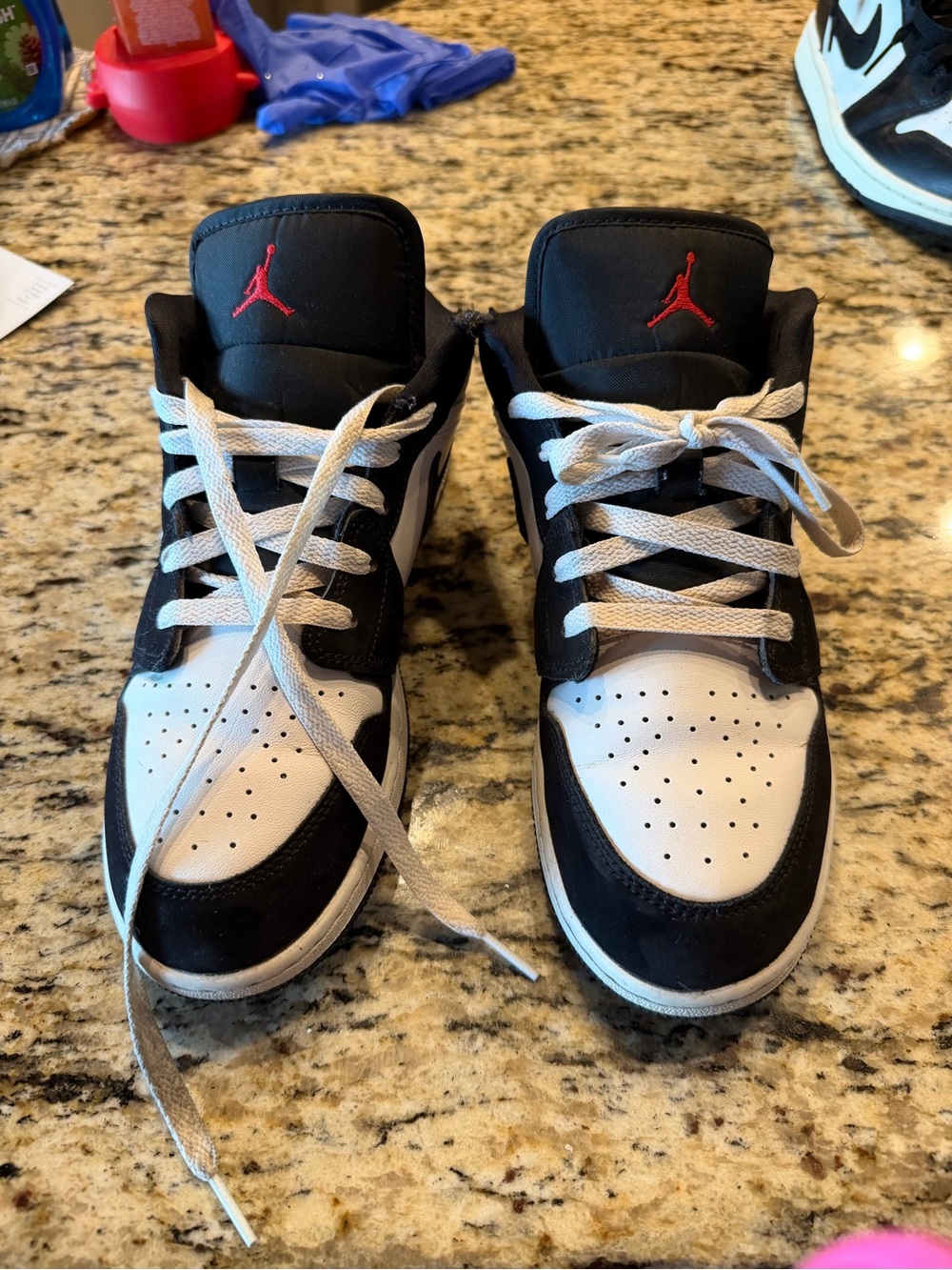 Jordan Kids Black, White & Red Low-Top Sneakers